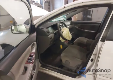 2004 Toyota Corolla Le z USA, uszkodzony, nr VIN 2T1BR38E34C212967